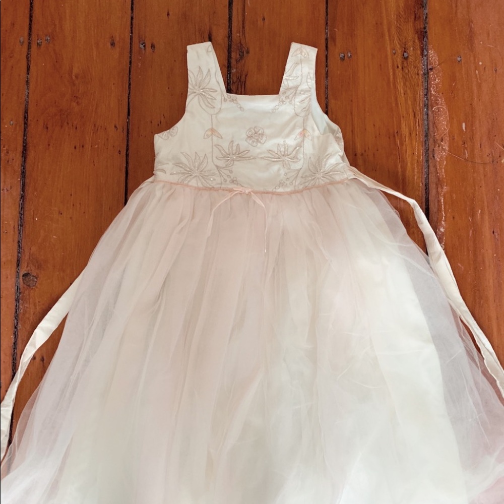 Beautiful Little Girls Dress